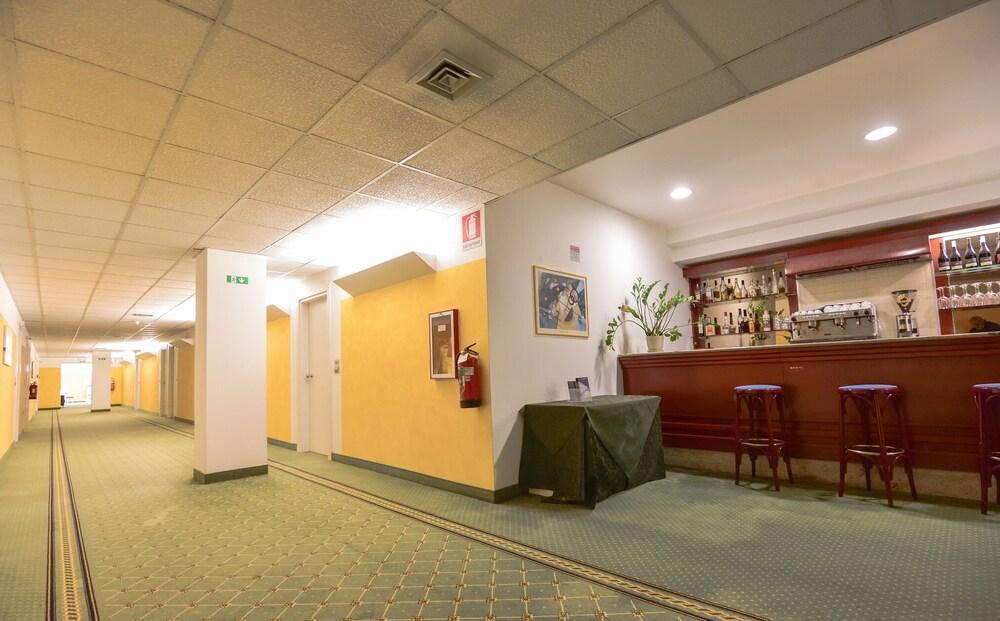 Standard Hotel Udine Pradamano Екстериор снимка