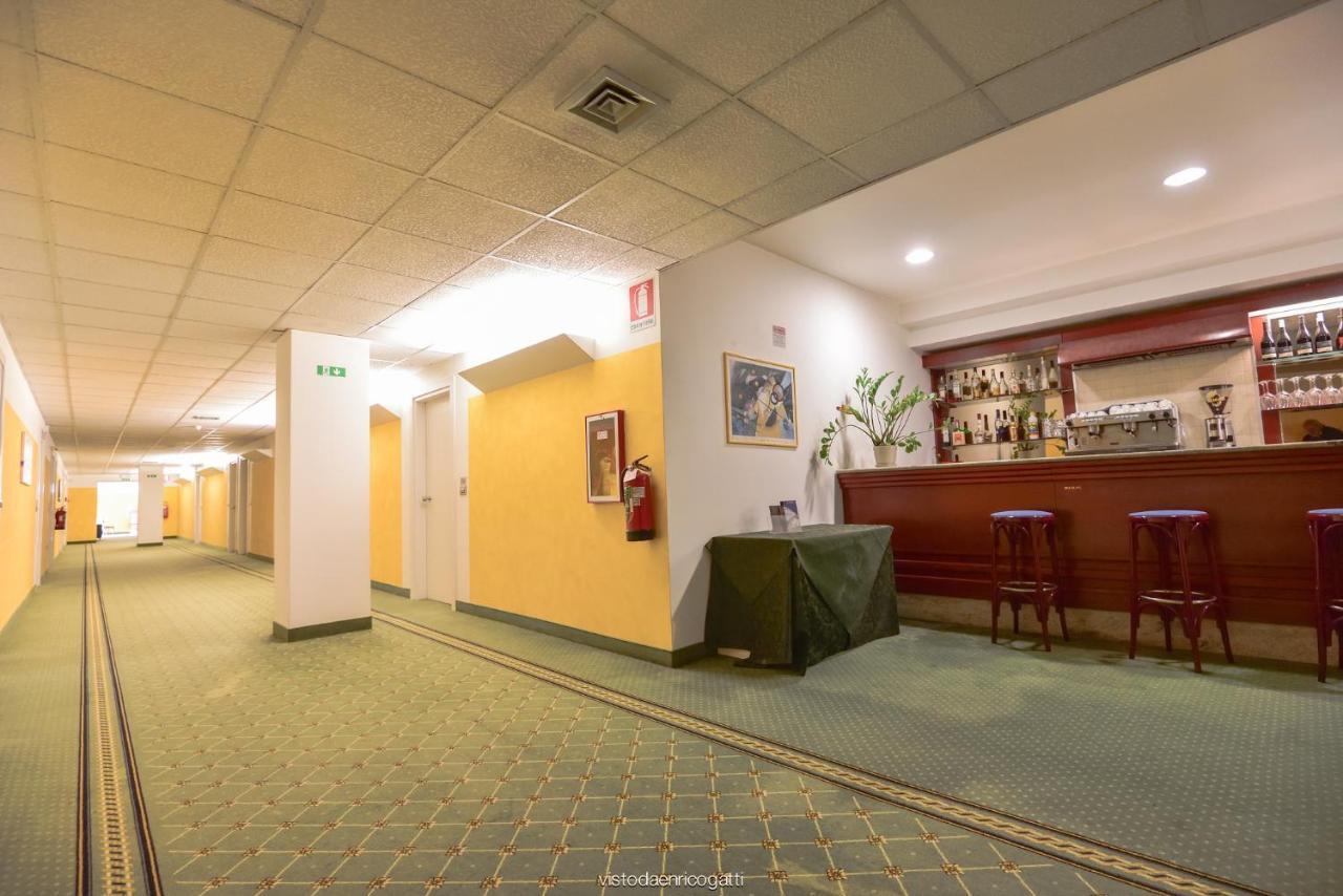 Standard Hotel Udine Pradamano Екстериор снимка