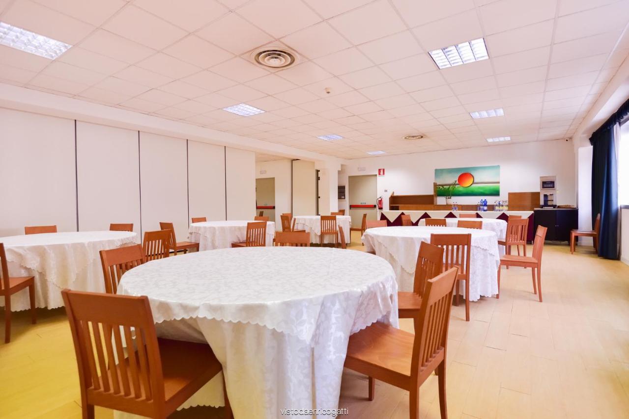 Standard Hotel Udine Pradamano Екстериор снимка